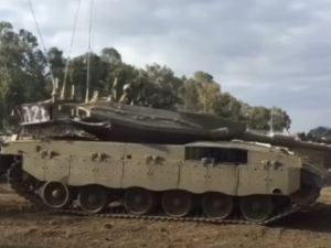 اسرائيل تنفي نيتها تزويد اوكرانيا بدبابات ميركافا