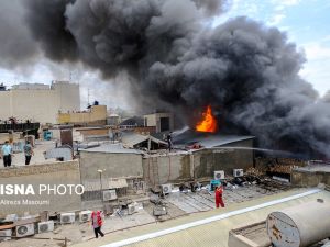 اندلاع حريق بالمنطقة التجارية في طهران
