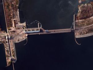 Nova Kakhovka dam