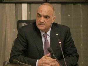 رئيس الوزراء الأردني بشر الخصاونة