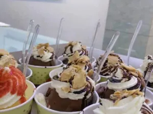 الشوكولامو بمحل دامر  منذ  ١٩٣٥ 