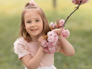 أفكار ونصائح لاختيار فساتين عيد الأضحى للبنات