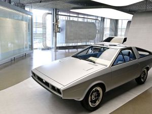 هيونداي موتور تفتتح المعرض التراثي " بوني الخالدة"، وتقدم سلسلة المنشورات التراثية " ريترايس"