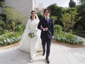 الأمير هاشم يزف العروس الأميرة رجوة