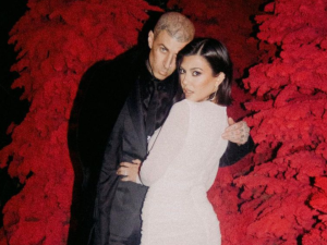 Kourtney Kardashian pregnant at 44