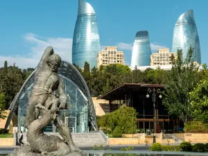 8 أنشطة سياحية يمكنك القيام بها في باكو، أذربيجان