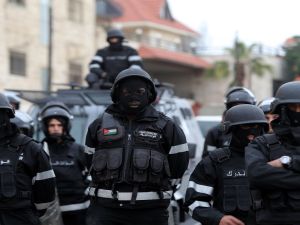 عناصر من قوات الدرك