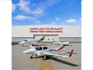أسطول أكاديمية الإمارات لتدريب الطيارين يرتفع إلى 30 طائرة