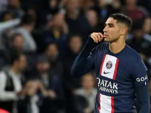 Paris Saint-Germain's Moroccan defender Achraf Hakimi reacts after scoring his teams second goal during the French L1 football match between Paris Saint-Germain (PSG) and Ajaccio at the Parc des Princes in Paris on May 13, 2023. (Photo by FRANCK FIFE / AFP)