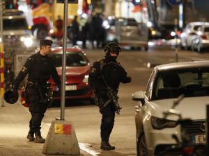  62 شخصًا ضحايا حوادث إطلاق النار في السويد خلال 2022 (أ ف ب)