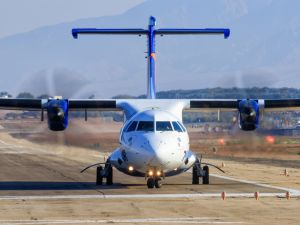 سلطات الاحتلال الإسرائيلي قد أطلقت في 22 آب/ أغسطس 2022. برنامجًا تجريبيًا لسفر الفلسطينيين من مطار رامون إلى أوروبا