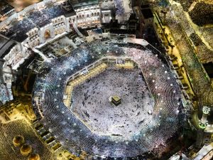 Restaurants in Mecca near Haram