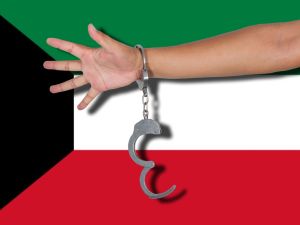 حاول الامام المصري الفرار من البلاد بعد انكشاف امرة الا ان الشرطة الكويتية باغتته وسارعت لمحاصرته 