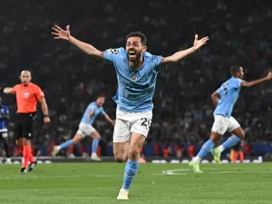 Manchester City's Portuguese midfielder #20 Bernardo Silva celebrates the opening goal during the UEFA Champions League final football match between Inter Milan and Manchester City at the Ataturk Olympic Stadium in Istanbul, on June 10, 2023. (Photo by Paul ELLIS / AFP)