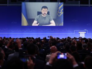 الرئيس الاوكراني فولودومير زيلينسكي