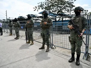 31 قتيلا في مواجهات دامية بين عصابات داخل سجن في الاكوادور