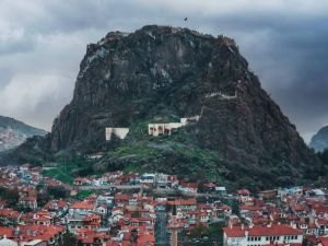 السياحة في افيون تركيا