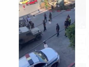 تصدت الاجهزة الامنية الفلسطينية لقافلة سيارات عسكرية ومصفحات على ابواب مدينة الخليل