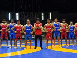 منتخب المصارعة الايراني