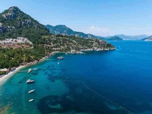 بحيرة سد بردان مرسين