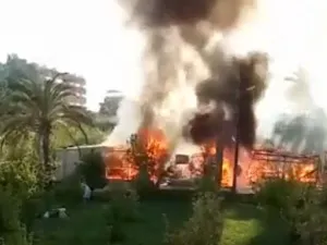 حريق يلتهم مخيما للاجئين في لبنان
