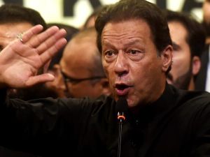 مذكرة اعتقال جديدة بحق عمران خان