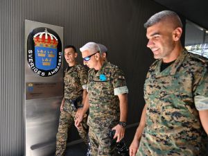 فوج المغاوير يحرس السفارة السويدية- الصورة عن صحيفة النهار