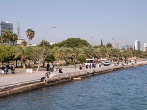 كورنيش حديقة ذكرى المائة عام مرسين