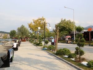 كورنيش شاطئ سبانجا