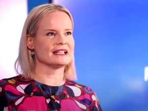 ادلت بها قبل 15 عاما.. وزيرة فنلندية تعتذر عن تعليقات معادية للاسلام