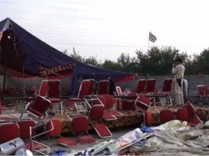 خلف 54 قتيلا نصفهم قاصرون.. داعش يتبنى التفجير الانتحاري في باكستان