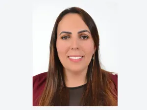 سيلزفورس تستعرض أهمية الذكاء الاصطناعي والمهارات التكنولوجية لنجاح استراتيجيات الأعمال في العالم الرقمي