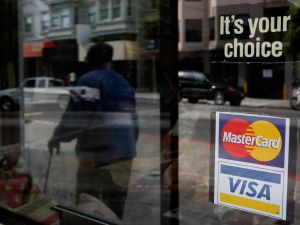 China allows foreign visitors to link Mastercard and Visa accounts with local mobile payment platforms