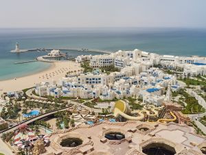منتجع وفلل هيلتون شاطئ سلوى يعلن عن تعيين "شايفل قاسم" بمنصب الشيف التنفيذي
