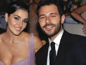 Hande is enjoying her time in Greece for a summer vacation 