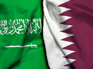 Saudi-Qatari flags