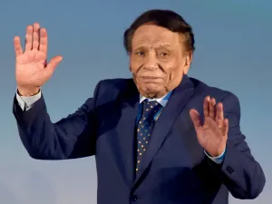 الفنان المصري عادل إمام