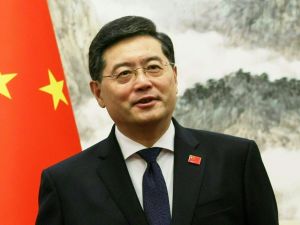 عزل وزير الخارجية الصيني تشين غانغ