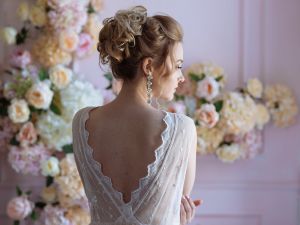 عروس البوابة: 8 نصائح للحصول على شعر صحي يوم زفافك