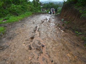عشرات القتلى والمفقودين في كارثة انهيار أرضي في الهند