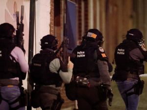 عناصر من الشرطة البلجيكية 