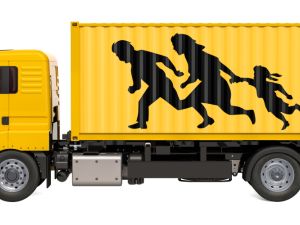 الضحايا كانو يحاولون الوصول الى القارة الاوربية بواسطة شاحنة ضمن مخبأٍ سري داخلها  