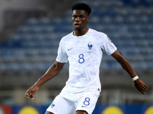 أوريليان تشواميني (Photo by FRANCK FIFE / AFP)