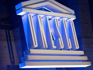 إسرائيل تريد استعادة عضويتها في اليونسكو بعد انسحابها منها عام 2017