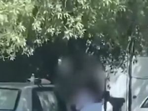 فعل فاضح في موقف سيارات بالكويت 