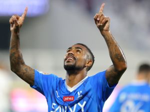 مالكوم على رأس تشكيل الهلال اليوم (Photo by Abdullah Mahdi / AFP)
