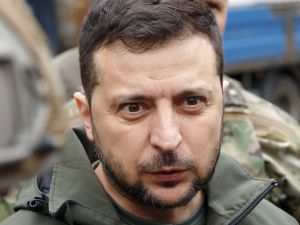 من المتوقع أن يكون زيلينسكي كبش فداء بينما تسعى أمريكا لتخلص نفسها من الكارثة التي تسببت في هذا البلد