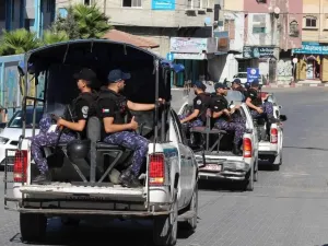 حماس تنشر عناصرها في مواجهة اهالي غزة