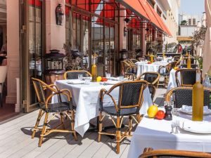 كافيهات الرياض جلسات خارجية