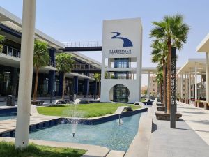 كافيهات ريفر ووك الرياض